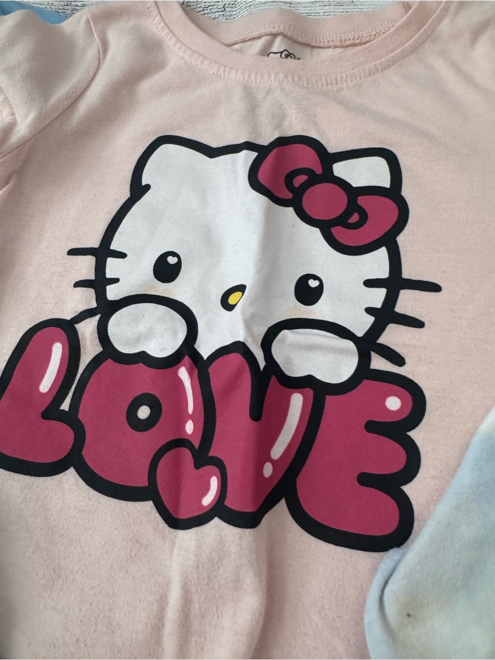Hello Kitty Tees - Picture 4 of 8
